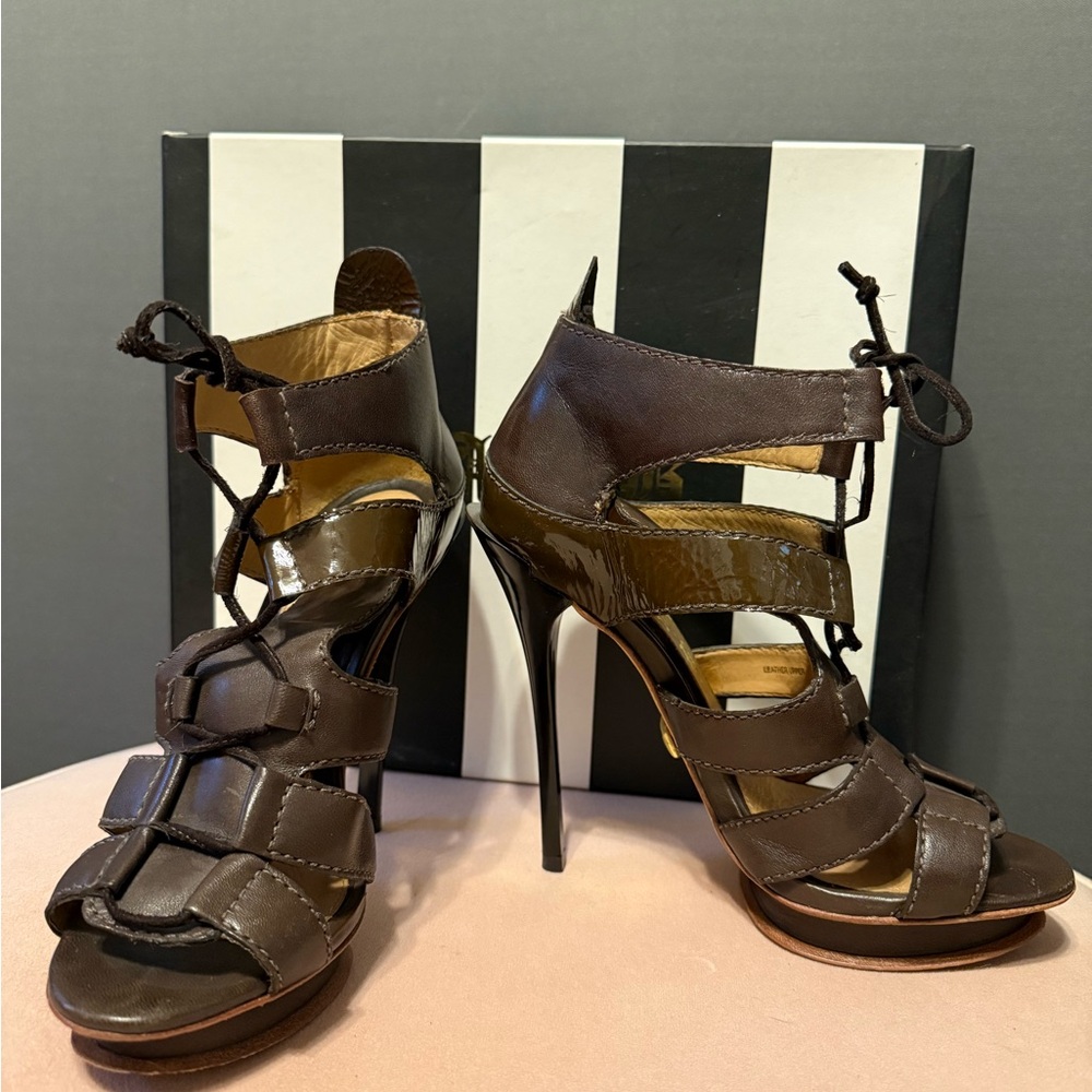 L.A.M.B. By Gwen Stefani. Lace up T strap Leather Sandal - Picture 7 of 8
